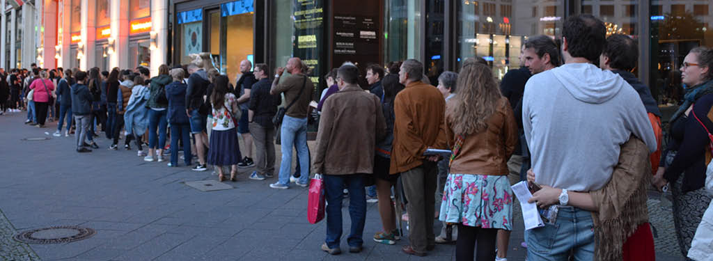 Long queue during the Long Night of Museums 